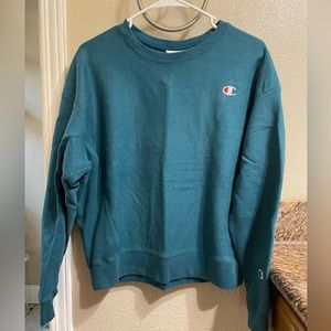 Woman's CHAMPION crewneck sweatshirt